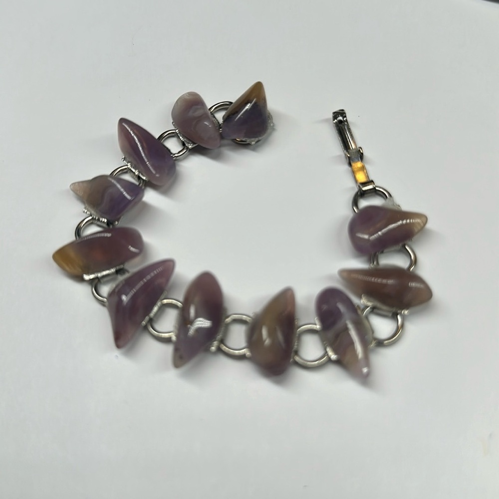 Purple polished natural stone overlay link bracelet silver tone